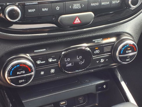 Used 2023 Kia Soul GT-Line image 17