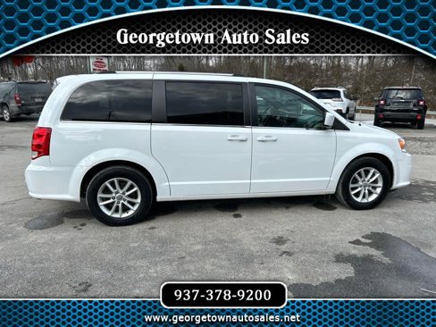 Used 2019 Dodge Grand Caravan SXT image 1