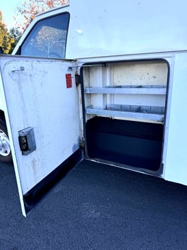 Used 2010 Ford E-350 and Econoline 350 Super Duty image 31