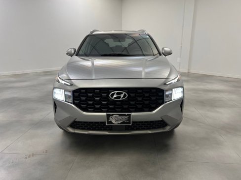 Used 2023 Hyundai Santa Fe SEL image 2