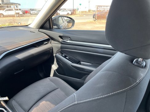 Used 2023 Nissan Altima 2.5 SV image 35