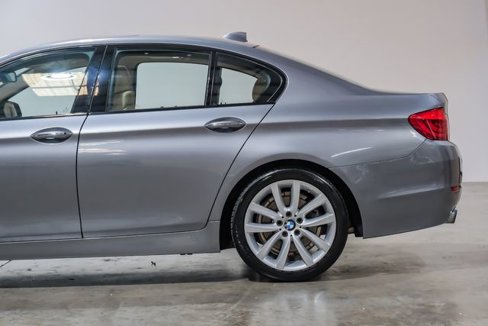 Used 2011 BMW 535i Sedan image 19