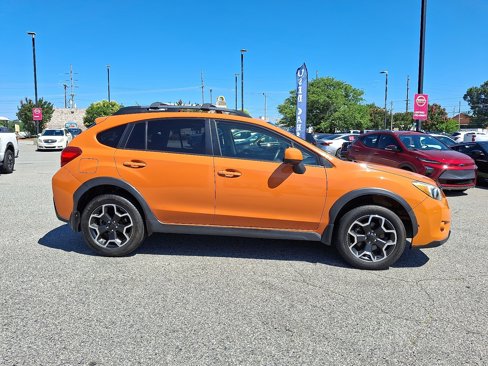Used 2014 Subaru Crosstrek 2.0i Premium w/ Moonroof Package image 12