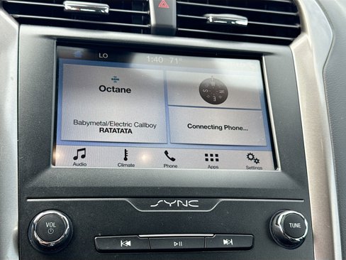 Certified 2019 Ford Fusion SE image 14
