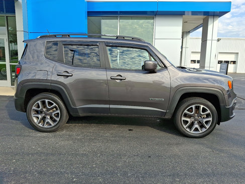 Used 2016 Jeep Renegade Latitude w/ Popular Equipment Group image 7