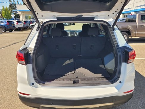 Used 2024 Chevrolet Equinox LT image 11