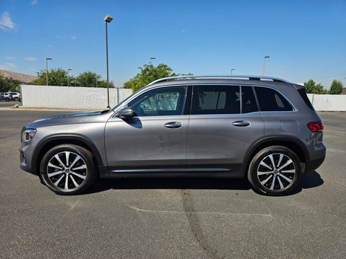 Used 2023 Mercedes-Benz GLB 250 4MATIC image 3