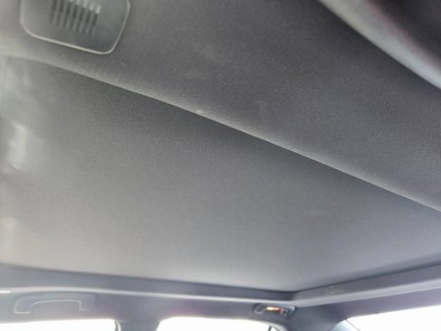Used 2023 Chrysler 300 S image 9