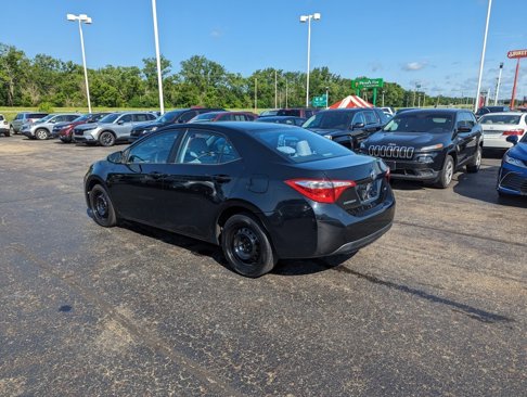 Used 2014 Toyota Corolla LE image 5