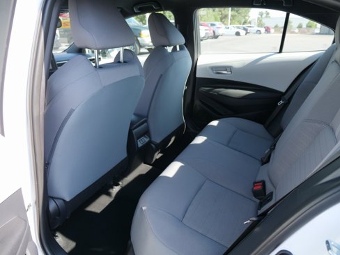 Used 2025 Toyota Corolla SE image 16