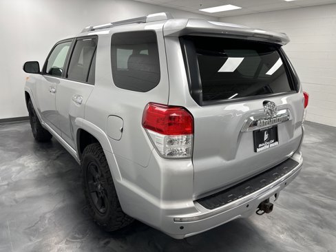 Used 2010 Toyota 4Runner SR5 image 9