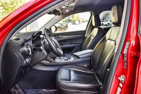 Used 2018 Alfa Romeo Stelvio Ti image 16