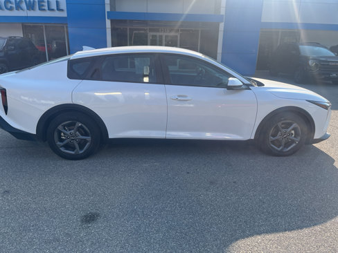 Used 2025 Kia K4 image 2