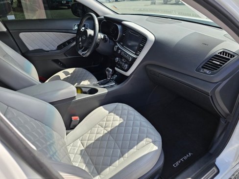 Used 2015 Kia Optima SX image 12