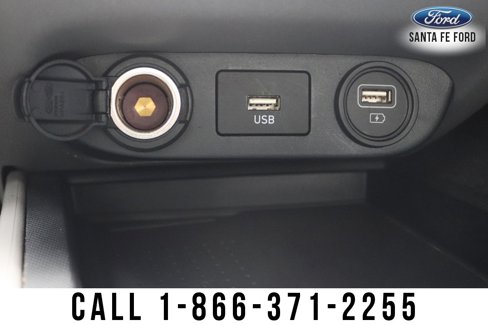 Used 2023 Hyundai Elantra SEL w/ Convenience Package image 32