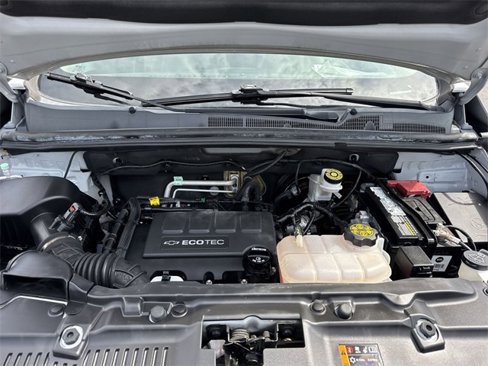 Used 2019 Chevrolet Trax LT w/ LT Convenience Package image 21