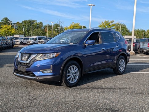 Used 2017 Nissan Rogue SV w/ SV Premium Package image 7