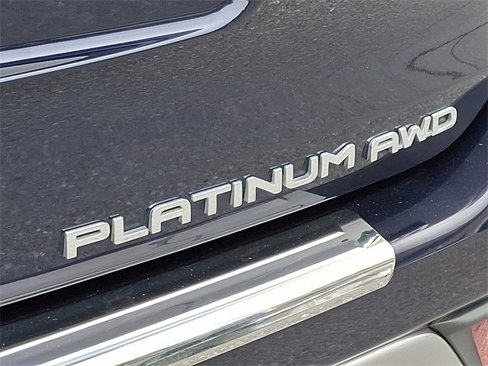 Used 2022 Toyota Highlander Platinum image 30