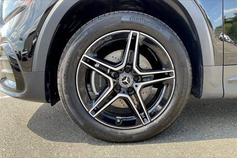 Certified 2024 Mercedes-Benz GLB 250 4MATIC image 8