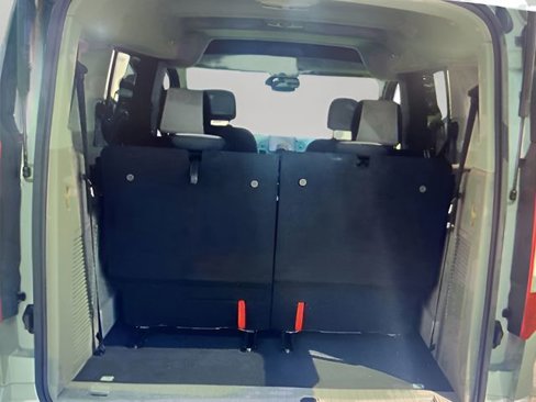 Used 2019 Ford Transit Connect XLT image 14