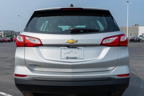Used 2019 Chevrolet Equinox LS image 7