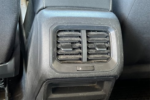 Used 2022 Volkswagen Tiguan S image 18
