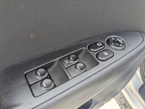 Used 2010 Hyundai Elantra GLS w/ Popular Equipment Pkg 2 image 12