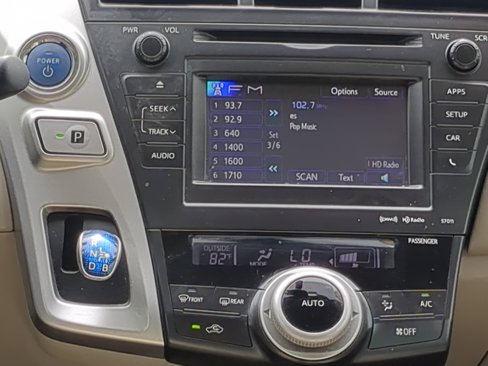 Used 2013 Toyota Prius V Five image 24