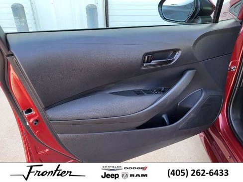 Used 2023 Toyota Corolla LE image 14