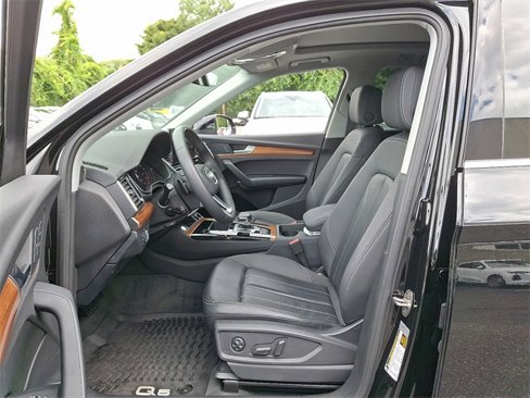 Certified 2023 Audi Q5 2.0T Premium w/ Convenience Package image 14