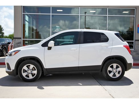 Used 2021 Chevrolet Trax LS w/ Tint and Cruise Package image 3