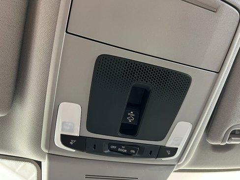 New 2025 Acura Integra image 27