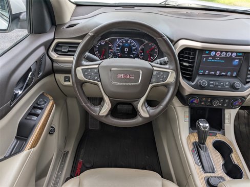 Used 2019 GMC Acadia Denali image 17