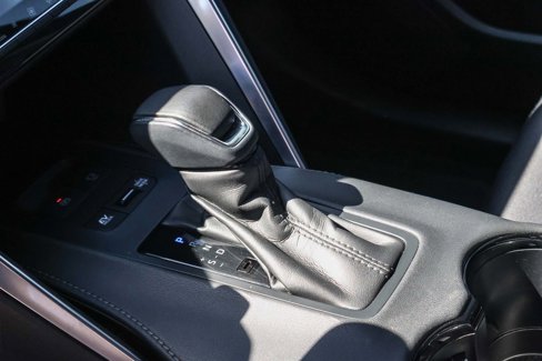 Used 2022 Toyota Venza LE image 17