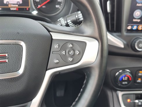 Used 2023 GMC Terrain SLT image 25