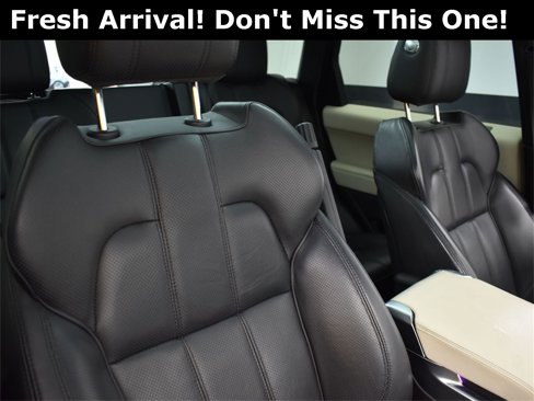 Used 2016 Land Rover Range Rover Sport HSE image 27