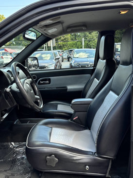 Used 2011 GMC Canyon SLE image 10
