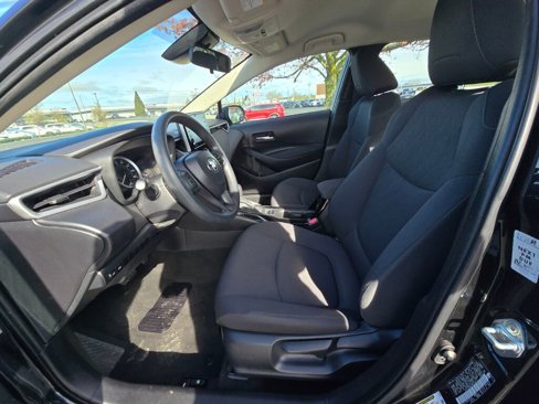 Used 2021 Toyota Corolla LE image 16