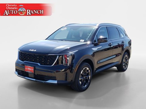 Used 2024 Kia Sorento S image 7
