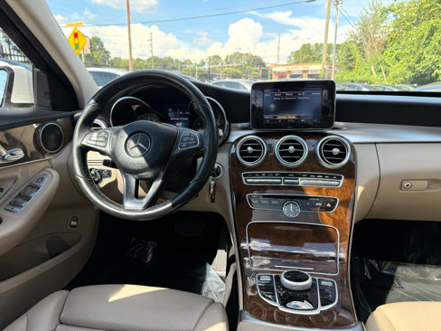 Used 2017 Mercedes-Benz C 300 Sedan image 22