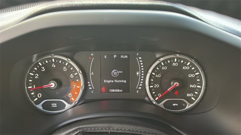 Used 2017 Jeep Renegade Latitude w/ Safety & Security Group image 21