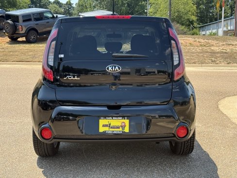 Used 2016 Kia Soul + image 6