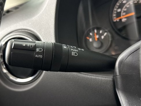 Used 2016 Jeep Patriot Latitude image 29