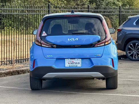 Used 2023 Kia Soul EX image 5