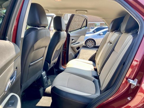 Used 2021 Buick Encore Preferred image 19