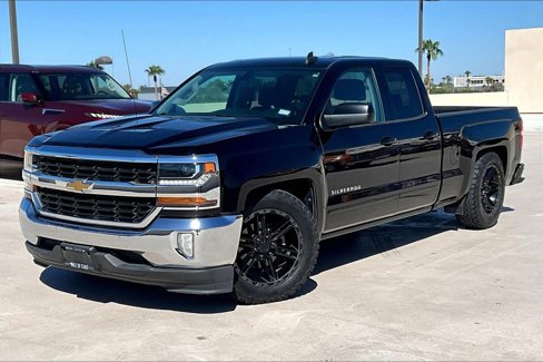 Used 2018 Chevrolet Silverado 1500 LT w/ All Star Edition image 1