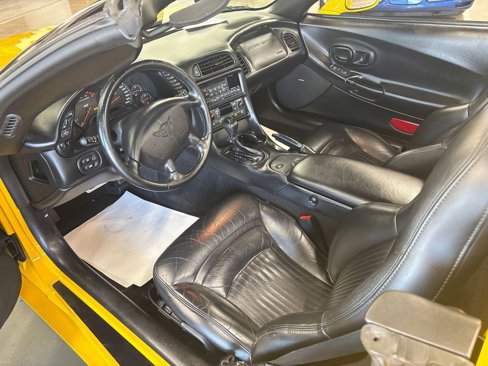 Used 2003 Chevrolet Corvette Convertible w/ Preferred Equipment Group1 image 37
