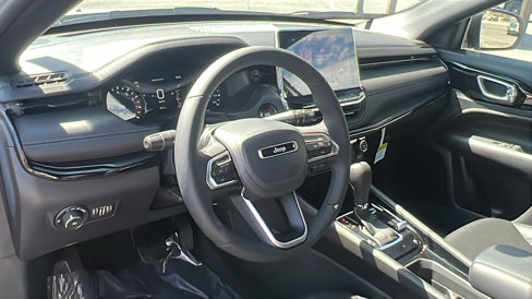 New 2025 Jeep Compass Latitude w/ Altitude Special Edition image 14