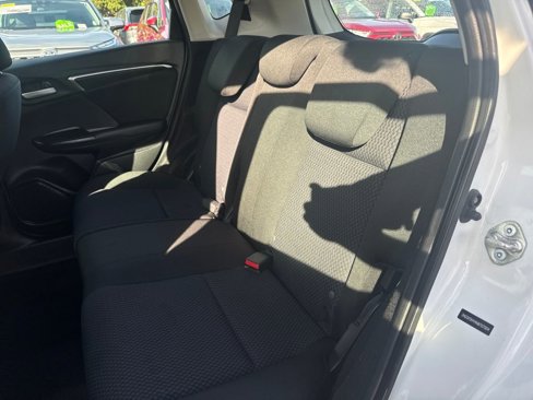 Used 2019 Honda Fit LX image 30