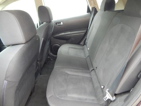 Used 2015 Nissan Rogue S w/ Convenience Package image 10